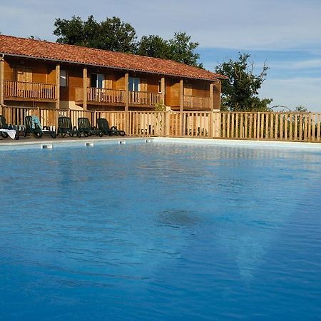 Madame Vacances - Residence Du Golf D'Armagnac Eauze Bilik gambar