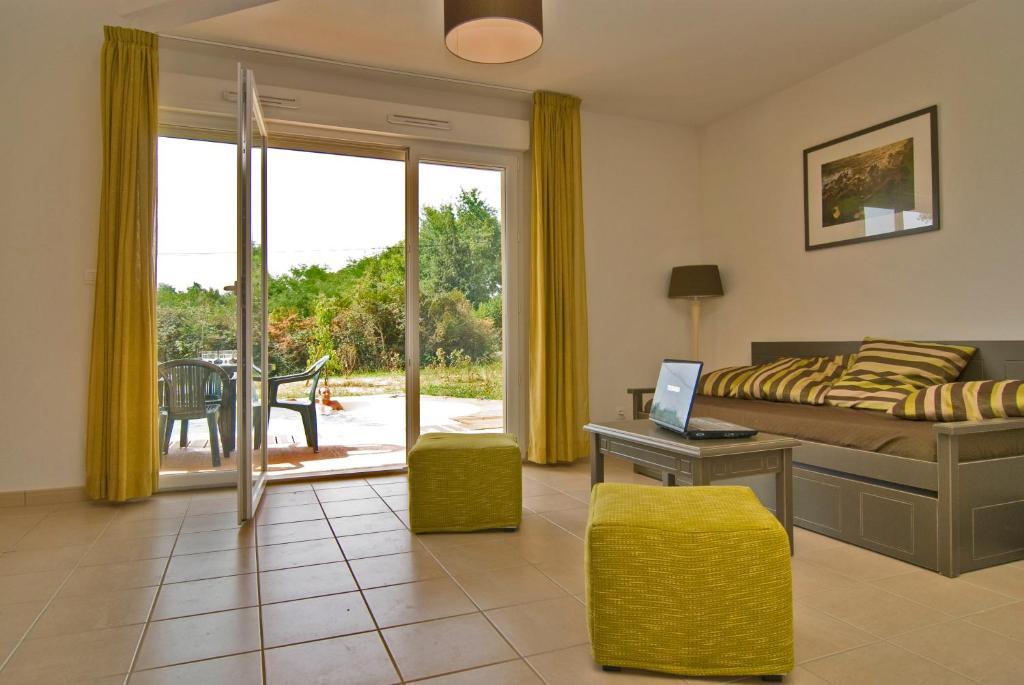 Madame Vacances - Residence Du Golf D'Armagnac Eauze Bilik gambar